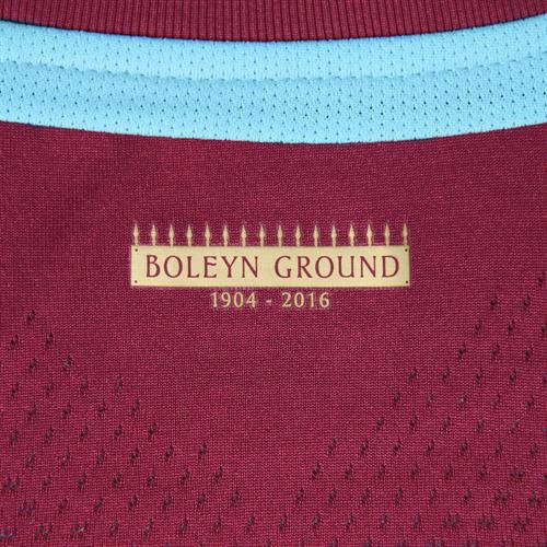 Boleyn Ground West Ham Detailing